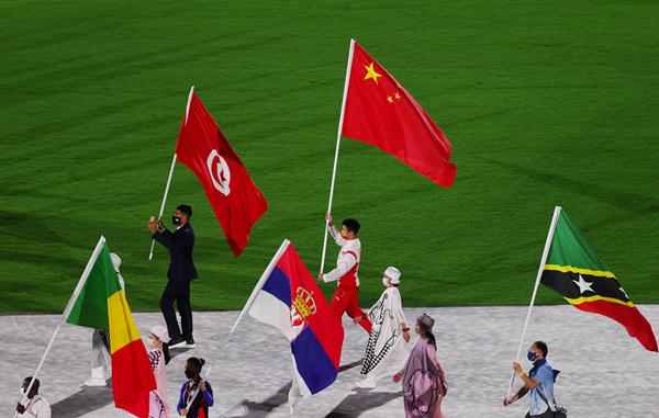2020东京奥运会闭幕式举行苏炳添担任中国体育代表团旗手