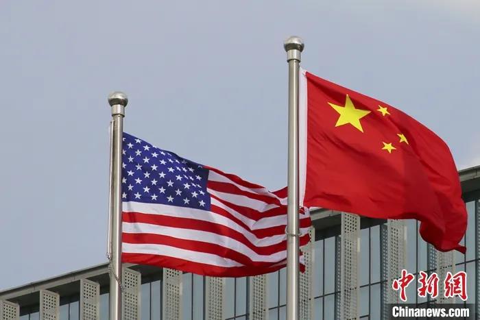东西问中外对话丨戴维兰普顿美国没有加入亚投行是个战略性错误