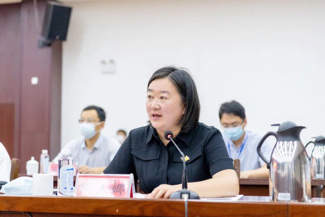 蓬莱区为杰出青少年颁发区长奖