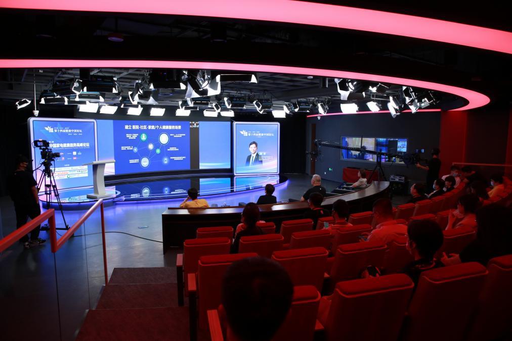 人民日报健康客户端演播厅首次启用