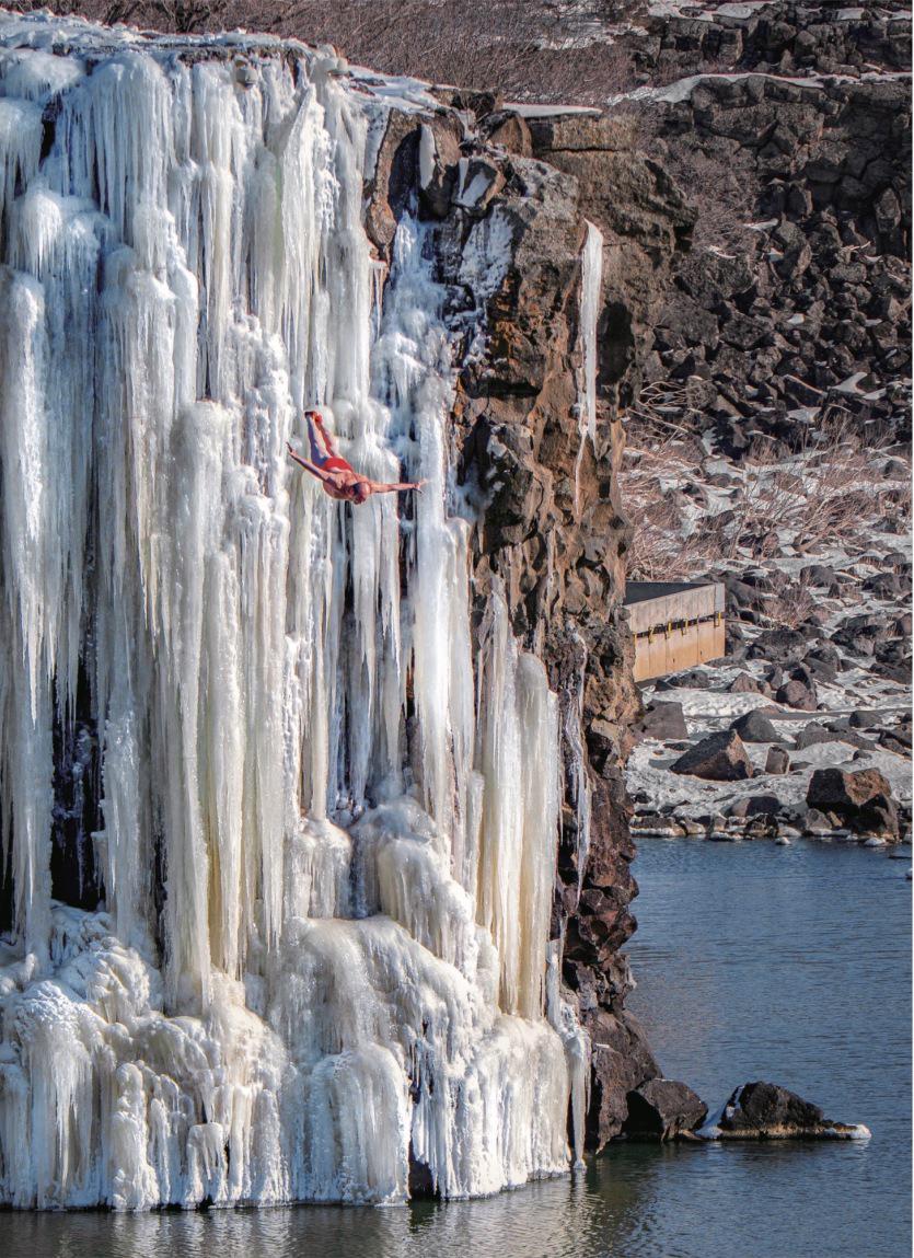 峡谷水乡冰雪大峡谷图片