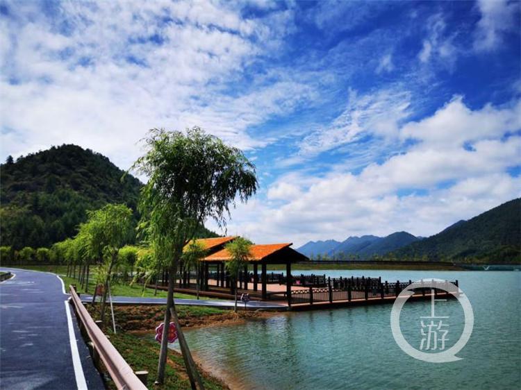巫溪县文旅委主任段家宁表示,巫溪将以"创建国家全域旅游示范区"为