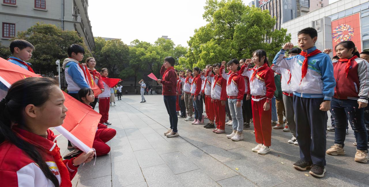 江南都市报讯 全媒体记者许南平摄影报道:10月23日,南昌市向荣小学的