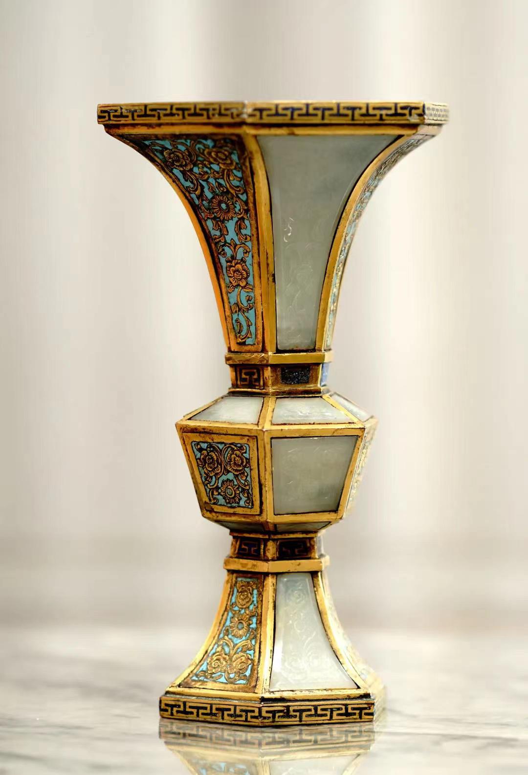 清乾隆金镶玉烛台